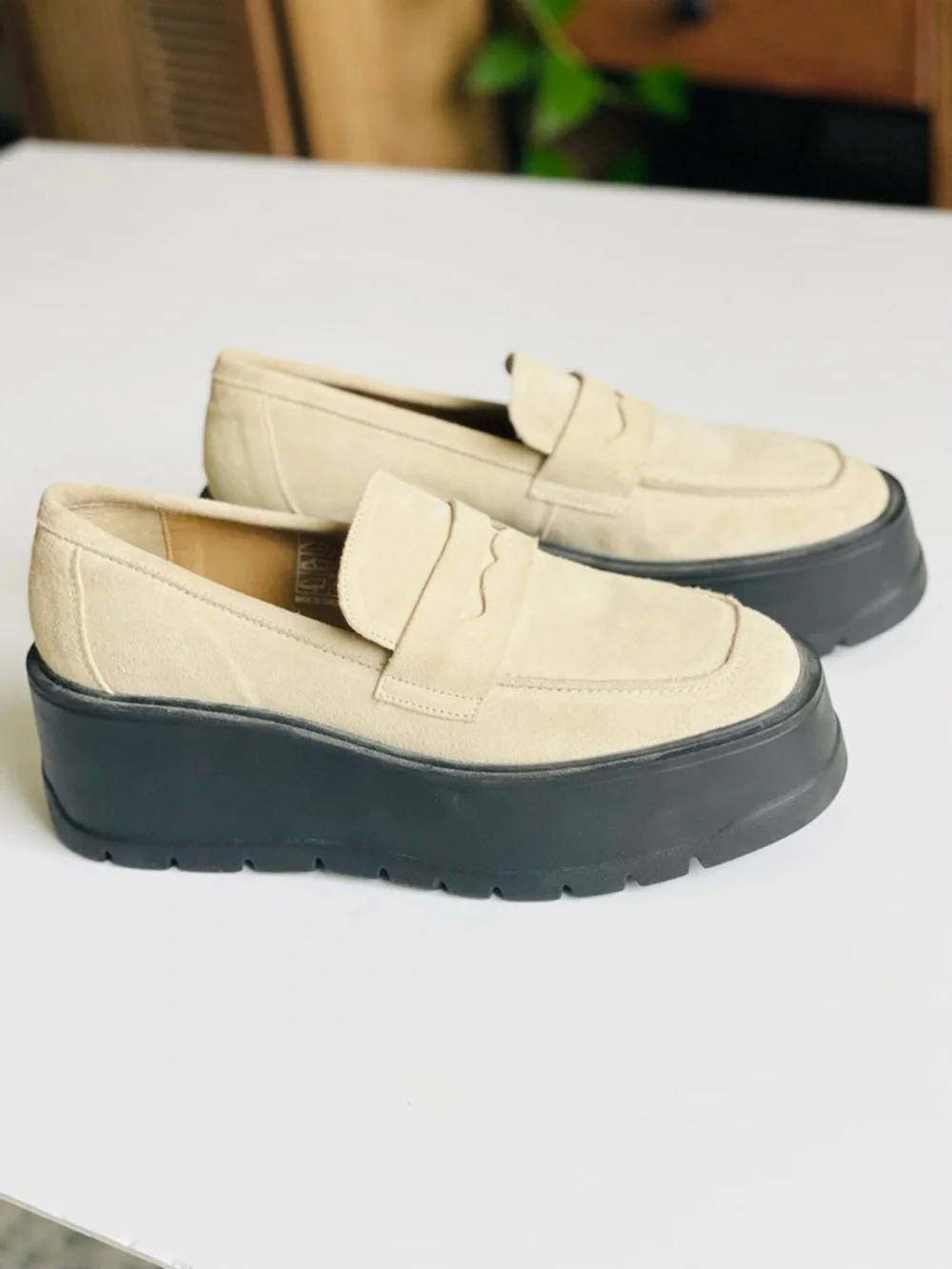 Free People SIZE 38 (US 7.5) Nico Suede Flatform loafer in Cappuccino Lug Sole